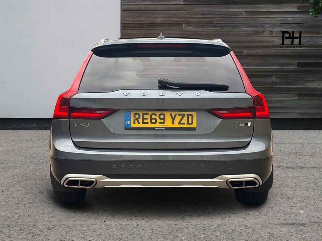 USED 2020 M VOLVO V90 Cross Country 2.0 T5 Plus Estate 5dr Petrol Auto AWD Euro 6 (s/s) (250 ps) PANORAMIC ROOF|360 CAMERA