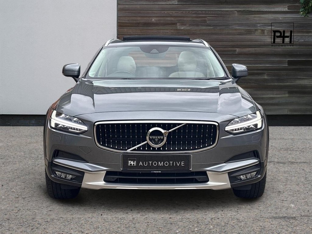 USED 2020 M VOLVO V90 Cross Country 2.0 T5 Plus Estate 5dr Petrol Auto AWD Euro 6 (s/s) (250 ps) PANORAMIC ROOF|360 CAMERA