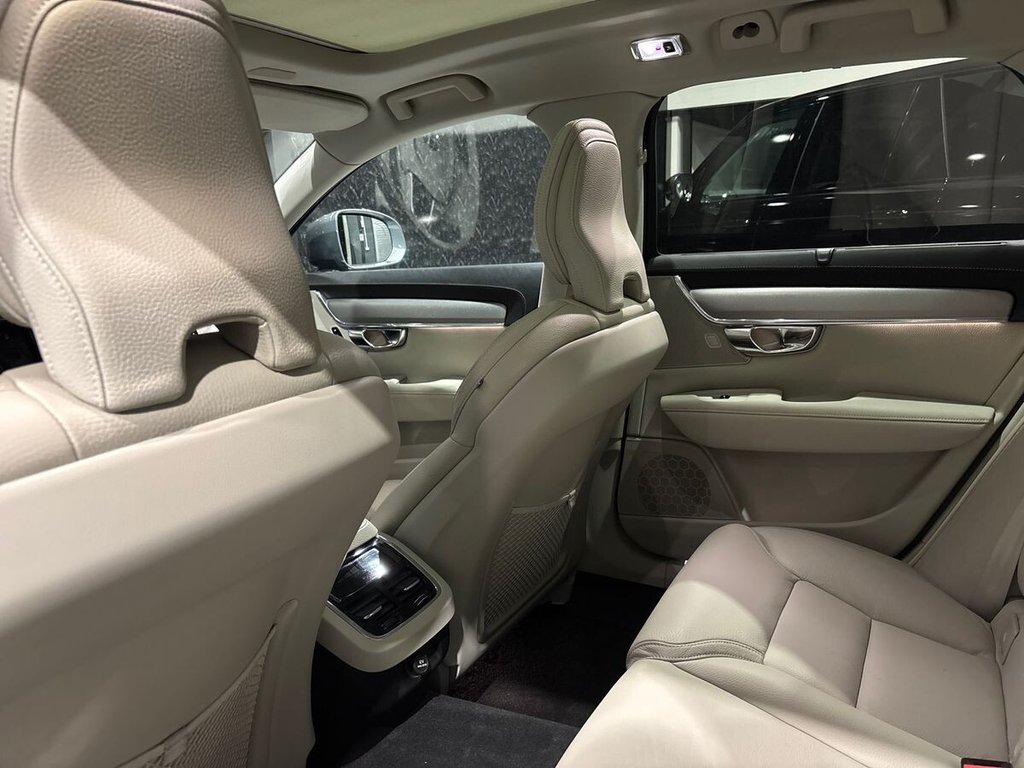 USED 2020 M VOLVO V90 Cross Country 2.0 T5 Plus Estate 5dr Petrol Auto AWD Euro 6 (s/s) (250 ps) PANORAMIC ROOF|360 CAMERA