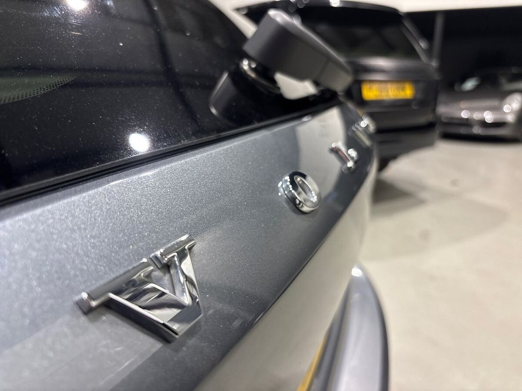 USED 2020 M VOLVO V90 Cross Country 2.0 T5 Plus Estate 5dr Petrol Auto AWD Euro 6 (s/s) (250 ps) PANORAMIC ROOF|360 CAMERA