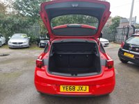 USED 2019 68 VAUXHALL ASTRA 1.0i Turbo ecoTEC SRi Nav Hatchback 5dr Petrol Manual Euro 6 (s/s) (105 ps) 