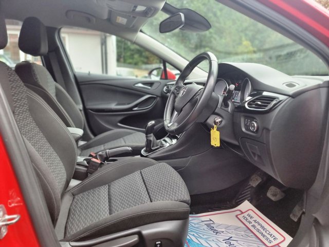 2019 VAUXHALL ASTRA 1.0i Turbo ecoTEC SRi Nav Hatchback 5dr Petrol Manual Euro 6 (s/s) (105 ps) - Photo 12