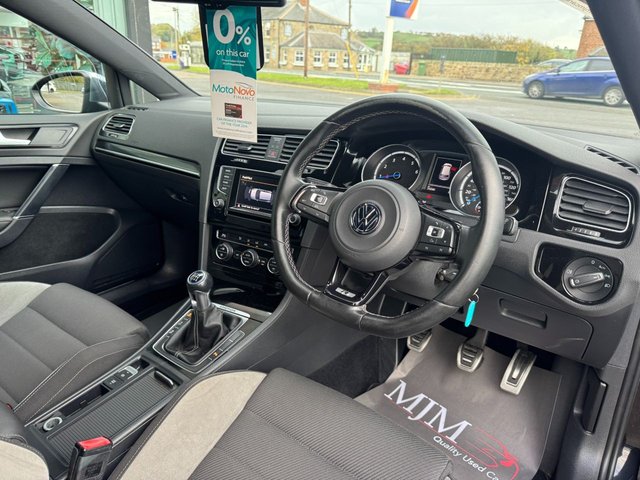 2015 VOLKSWAGEN GOLF 2015 2.0 TSI BlueMotion Tech R Hatchback 3dr Petrol Manual 4Motion Euro 6 (s/s) (300 ps) * HUGE SPEC LIST * 18 PRETORIA ALLOY WHEELS * RACE CLOTH SEATS * BLUE AMBIENT LIGHTING PACK * TINTED REAR GLASS * 2-ZONE CLIMATE CONTROL * DEEP BLACK * FRONT + REAR PARKING SENSORS * CARBON DECORATIVE INSERTS * BLUETOOTH * 6.5" DISPLAY * DAB * STUNNING THROUGHOUT * - Photo 4