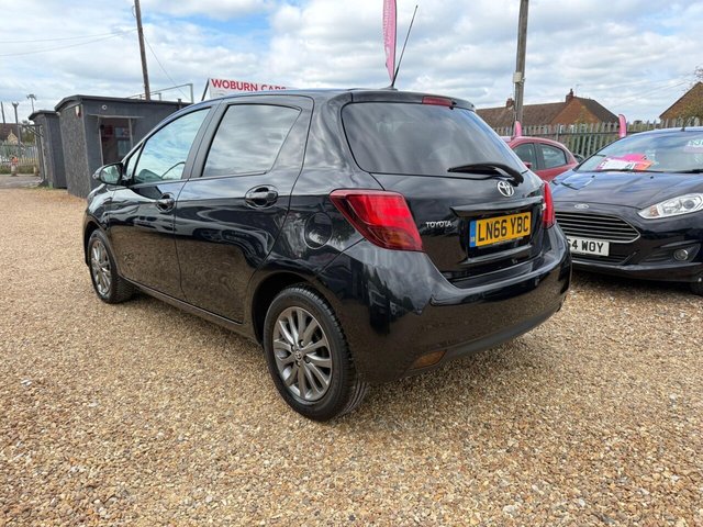 2016 TOYOTA YARIS 1.33 Dual VVT-i Icon Euro 6 5dr - Photo 4