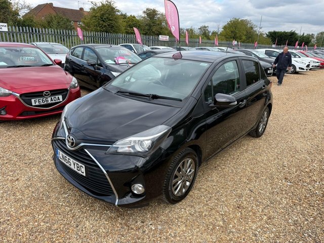 2016 TOYOTA YARIS 1.33 Dual VVT-i Icon Euro 6 5dr - Photo 3