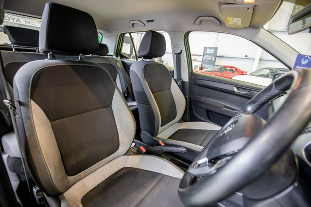 2016 Skoda Fabia 1.2L Colour Edition 5dr - Photo 3