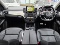 USED 2017 67 MERCEDES-BENZ GLE 3.0 GLE350d V6 AMG Line (Premium) SUV 5dr Diesel G-Tronic 4MATIC Euro 6 (s/s) (258 ps) THIS CAR COMES WITH 6 MONTHS WARRANTY , BREAKDOWN COVER & RECOVERY++  GREAT EXAMPLE OF AUTOMATIC 4 X 4 + APPLE CAR PLAY/ ANDRIOD AUTO + NAVIGATION SYSTEM + BLUETOOTH + DAB RADIO + USB CONNECTION + AUX CONNECTION + FRONT AND REAR PARKING SENSORS + REVERSING CAMERA + FULL  LEATHER TRIM  + FRONT HEATED SEATS + FRONT MEMORY SEATS + CRUISE CONTROL + CLIMATE CONTROL + PRIVACY GLASS + 20 INCH ALLOY WHEELS + COOLING SEATS DUAL PANAROMIC ROOF + SUNROOF SOUND SYSTEM + AUTO START STOP