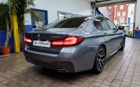 USED 2021 21 BMW 5 SERIES 2.0 520d MHT M Sport Saloon 4dr Diesel Hybrid Steptronic Euro 6 (s/s) (190 ps) SAT NAV LEATHER HEATED SEATS CRUISE CONTROL REAR VIEW CAMERA PARKING SENSORS 1 OWNER SERVICE HISTORY WARRANTY