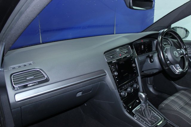 2019 VOLKSWAGEN GOLF - Photo 7