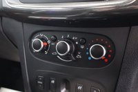 USED 2017 67 DACIA SANDERO STEPWAY 1.5 dCi Laureate Hatchback 5dr Diesel Manual Euro 6 (s/s) (90 ps) JUST SERVICED / LONG MOT / LOW INSURANCE GROUP MODEL