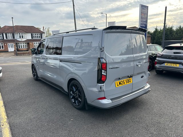 View our FORD TRANSIT CUSTOM