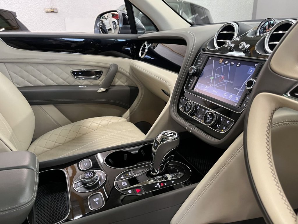 USED 2019 19 BENTLEY BENTAYGA 4.0 V8 SUV 5dr Petrol Auto 4WD Euro 6 (s/s) (550 ps)