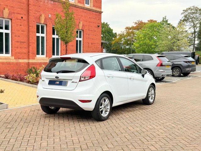 2015 FORD FIESTA 1.0T EcoBoost Zetec Hatchback 5dr Petrol Manual Euro 6 (s/s) (100 ps) - Photo 10