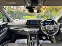 USED 2022 22 HYUNDAI BAYON 1.0 T-GDi MHEV SE Connect SUV 5dr Petrol Hybrid DCT Euro 6 (s/s) (100 ps) Reverse Camera, Apple/Android CarPlay