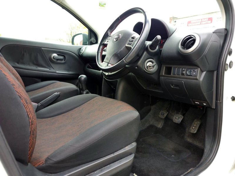 2009 Nissan Note in white — photo 25 of 28