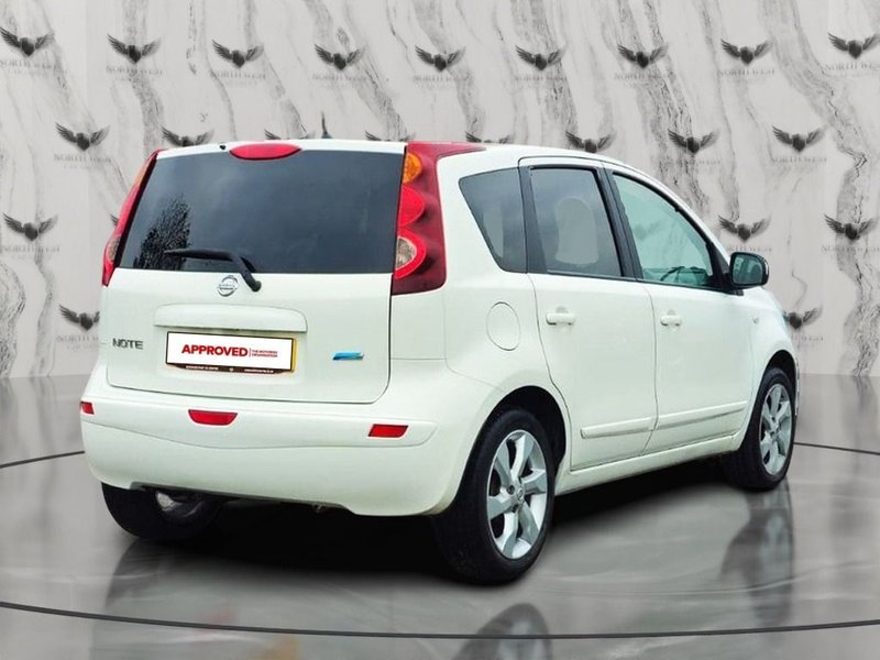 2009 Nissan Note in white — photo 9 of 28