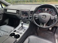 USED 2017 67 VOLKSWAGEN TOUAREG 3.0 TDI V6 R-Line SUV 5dr Diesel Tiptronic 4WD Euro 6 (s/s) (262 ps) 8.9% APR FINANCE RATES