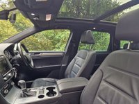 USED 2017 67 VOLKSWAGEN TOUAREG 3.0 TDI V6 R-Line SUV 5dr Diesel Tiptronic 4WD Euro 6 (s/s) (262 ps) 8.9% APR FINANCE RATES