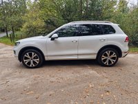 USED 2017 67 VOLKSWAGEN TOUAREG 3.0 TDI V6 R-Line SUV 5dr Diesel Tiptronic 4WD Euro 6 (s/s) (262 ps) 8.9% APR FINANCE RATES