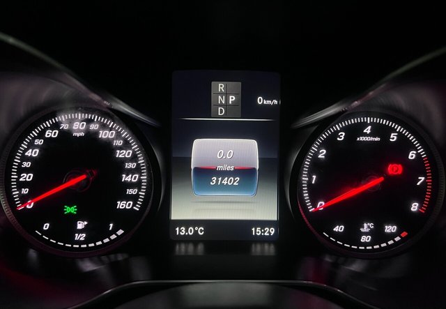 2017 Mercedes-Benz C-CLASS - Photo 9