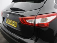 USED 2016 66 NISSAN QASHQAI 1.2 DIG-T N-Connecta SUV 5dr Petrol XTRON 2WD Euro 6 (s/s) (115 ps) PAN ROOF | TECH PACKAGE