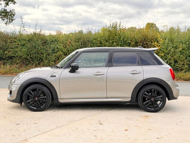 2019 MINI Hatch 1.5L Cooper Sport 5dr - Photo 8