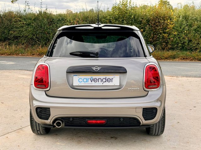 2019 MINI Hatch 1.5L Cooper Sport 5dr - Photo 10