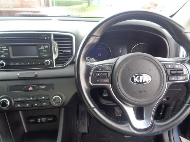 2018 KIA SPORTAGE 1.7 CRDi 1 SUV 5dr Diesel Manual Euro 6 (s/s) (114 bhp) - Photo 9