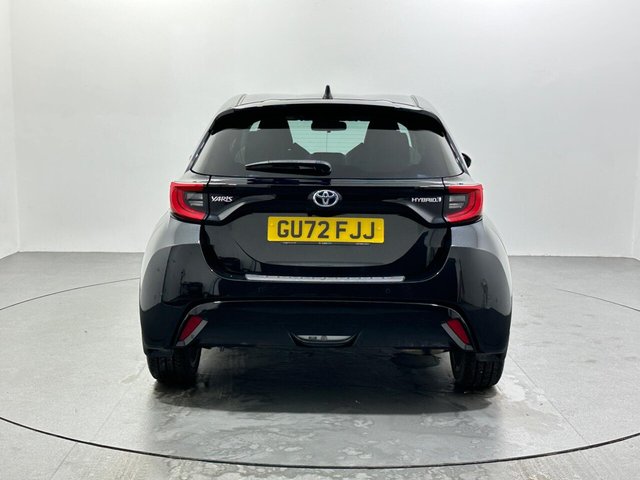 2022 Toyota Yaris - Photo 7