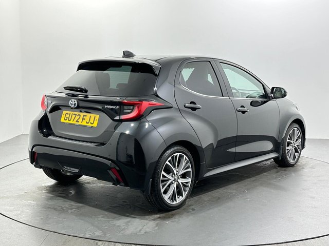 2022 Toyota Yaris - Photo 8