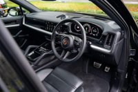 USED 2024 74 PORSCHE CAYENNE 3.0 V6 E-Hybrid 25.9kWh S Coupe 5dr Petrol Plug-in Hybrid TiptronicS 4WD Euro 6 (s/s) (519 ps) Adaptive Cruise|Bose|HUD|22's