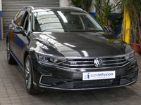 USED 2022 72 VOLKSWAGEN PASSAT 1.4 TSI 13kWh GTE Advance Estate 5dr Petrol Plug-in Hybrid DSG Euro 6 (s/s) (218 ps) SAT NAV LEATHER HEATED SEATS CRUISE CONTROL PARKING SENSORS 1 OWNER EXCELLENT SERVICE HISTORY WARRANTY
