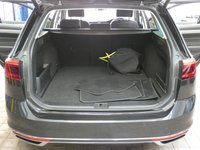 USED 2022 72 VOLKSWAGEN PASSAT 1.4 TSI 13kWh GTE Advance Estate 5dr Petrol Plug-in Hybrid DSG Euro 6 (s/s) (218 ps) SAT NAV LEATHER HEATED SEATS CRUISE CONTROL PARKING SENSORS 1 OWNER EXCELLENT SERVICE HISTORY WARRANTY