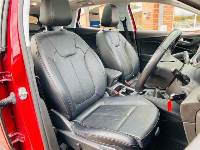 2019 Vauxhall Grandland X 1.2L Elite Nav 5dr - Photo 4