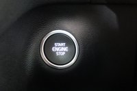 USED 2022 22 VOLVO XC40 1.5h T4 Recharge 10.7kWh Core 5dr  Auto (APPLE CAR PLAY) 