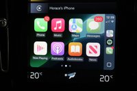 USED 2022 22 VOLVO XC40 1.5h T4 Recharge 10.7kWh Core 5dr  Auto (APPLE CAR PLAY) 