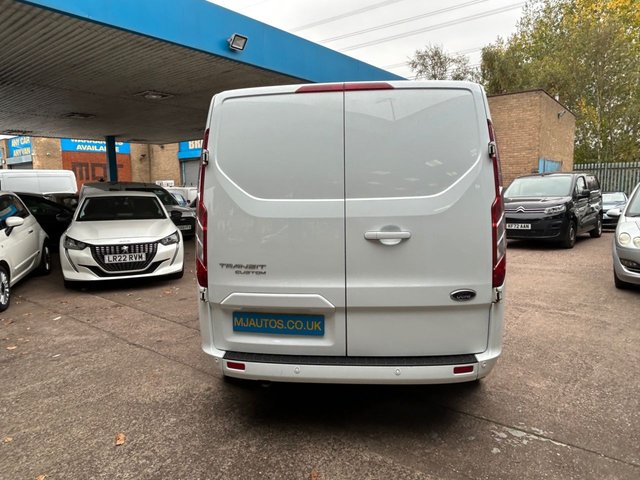 2020 Ford Transit Custom 2L Limited 5dr - Photo 3