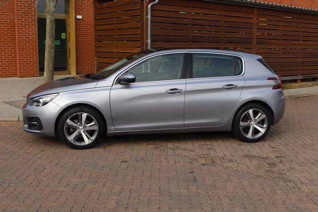 View our PEUGEOT 308
