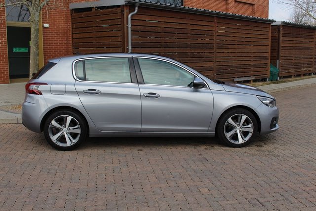 View our PEUGEOT 308
