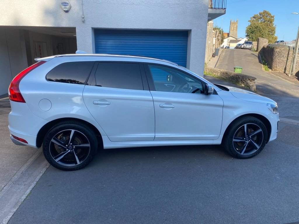 USED 2016 16 VOLVO XC60 2.4 D5 R-Design Lux Nav SUV 5dr Diesel Auto AWD Euro 6 (s/s) (220 ps) GREAT SPECIFICATION R DESIGN XC60