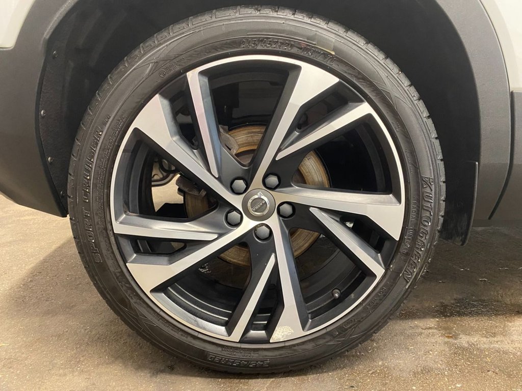 USED 2019 19 VOLVO XC40 2.0 T5 R-Design Pro SUV 5dr Petrol Auto AWD Euro 6 (s/s) (247 ps) 24000 MILES R DESIGN PRO