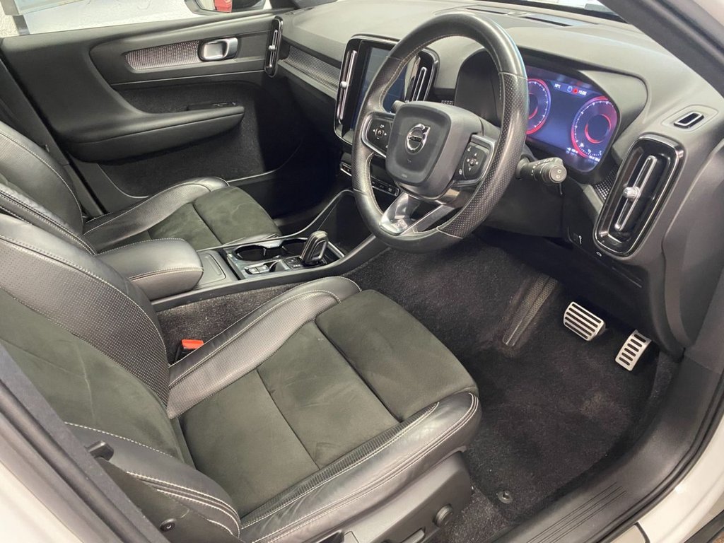 USED 2019 19 VOLVO XC40 2.0 T5 R-Design Pro SUV 5dr Petrol Auto AWD Euro 6 (s/s) (247 ps) 24000 MILES R DESIGN PRO