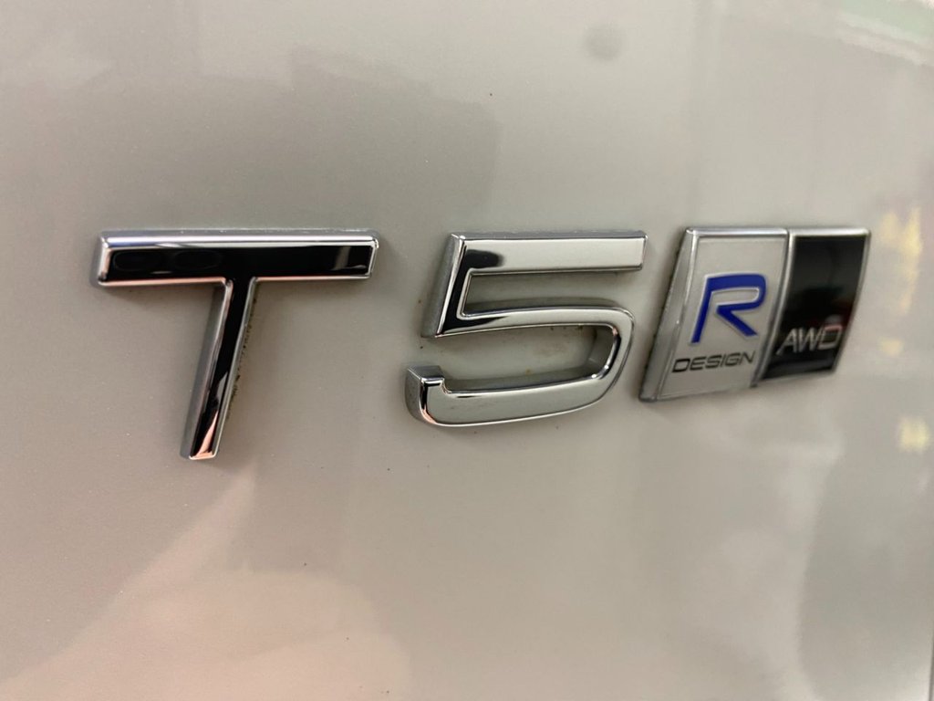 USED 2019 19 VOLVO XC40 2.0 T5 R-Design Pro SUV 5dr Petrol Auto AWD Euro 6 (s/s) (247 ps) 24000 MILES R DESIGN PRO
