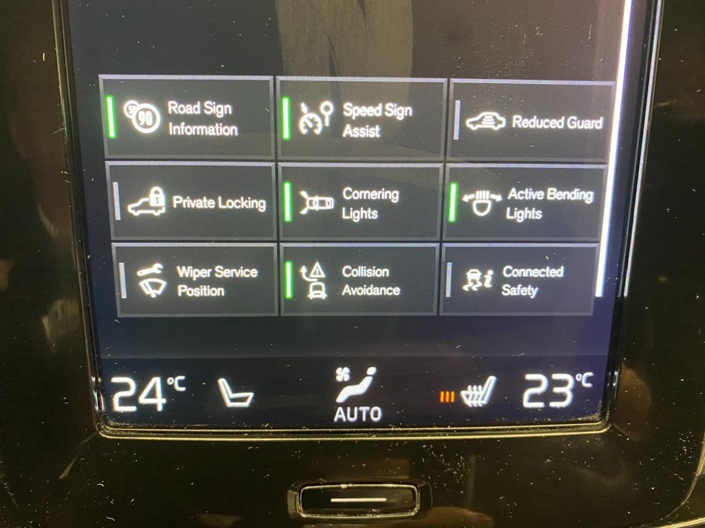 USED 2019 19 VOLVO XC40 2.0 T5 R-Design Pro SUV 5dr Petrol Auto AWD Euro 6 (s/s) (247 ps) 24000 MILES R DESIGN PRO