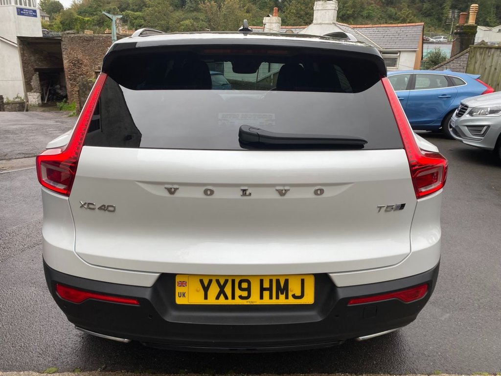 USED 2019 19 VOLVO XC40 2.0 T5 R-Design Pro SUV 5dr Petrol Auto AWD Euro 6 (s/s) (247 ps) 24000 MILES R DESIGN PRO