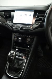 USED 2018 18 VAUXHALL ASTRA 1.4i Turbo SRi Nav Euro 6 5dr Service History, 2 Keys