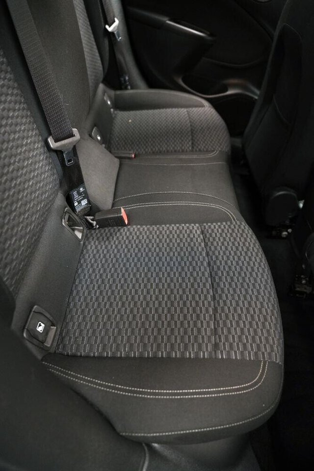 2018 VAUXHALL ASTRA 1.4i Turbo SRi Nav Euro 6 5dr - Photo 12