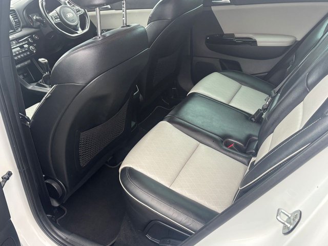 2016 Kia Sportage - Photo 8