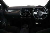 USED 2022 72 MERCEDES-BENZ GLA GLA200 AMG Line 5dr Auto (SAT NAV) 