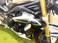 USED 2017 17 TRIUMPH STREET TRIPLE 675 675 Naked Petrol Manual O ring (106 ps) Arrow Exhaust, Bar End Mirrors, Pro Custom Decals